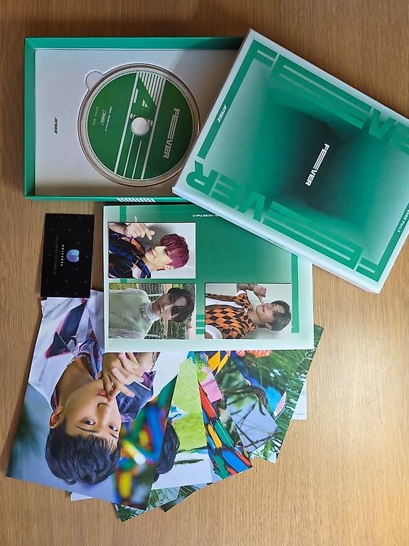 CDs: Album FEVER de Ateez – D'occasion à Borex par elo_2kjw