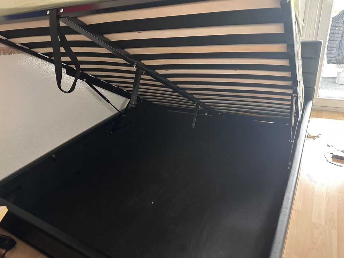 Letti: Bett mit Stauraum & LED-Licht – Usato da Richterswil venduto da nufian005 3