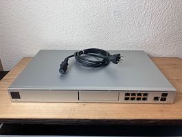 Unifi Dream Machine Pro UDM SWX-UDMPRO