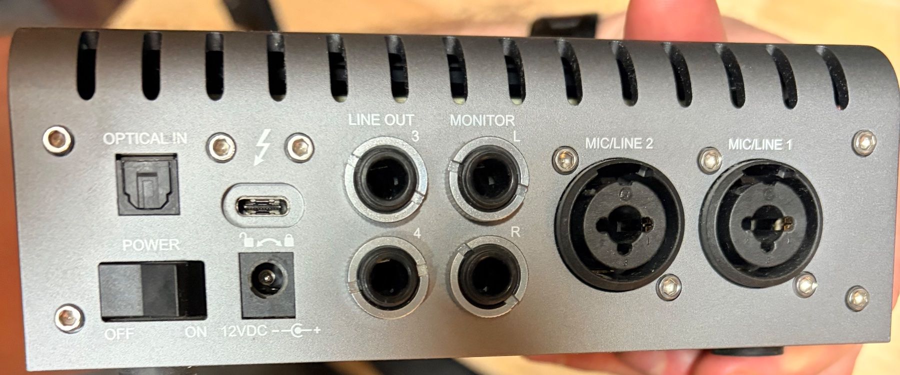 Universal Audio Attrezzatura per studi di registrazione: Apollo Twin X Quad Gen1 – Usato da Naters venduto da bhesse 3