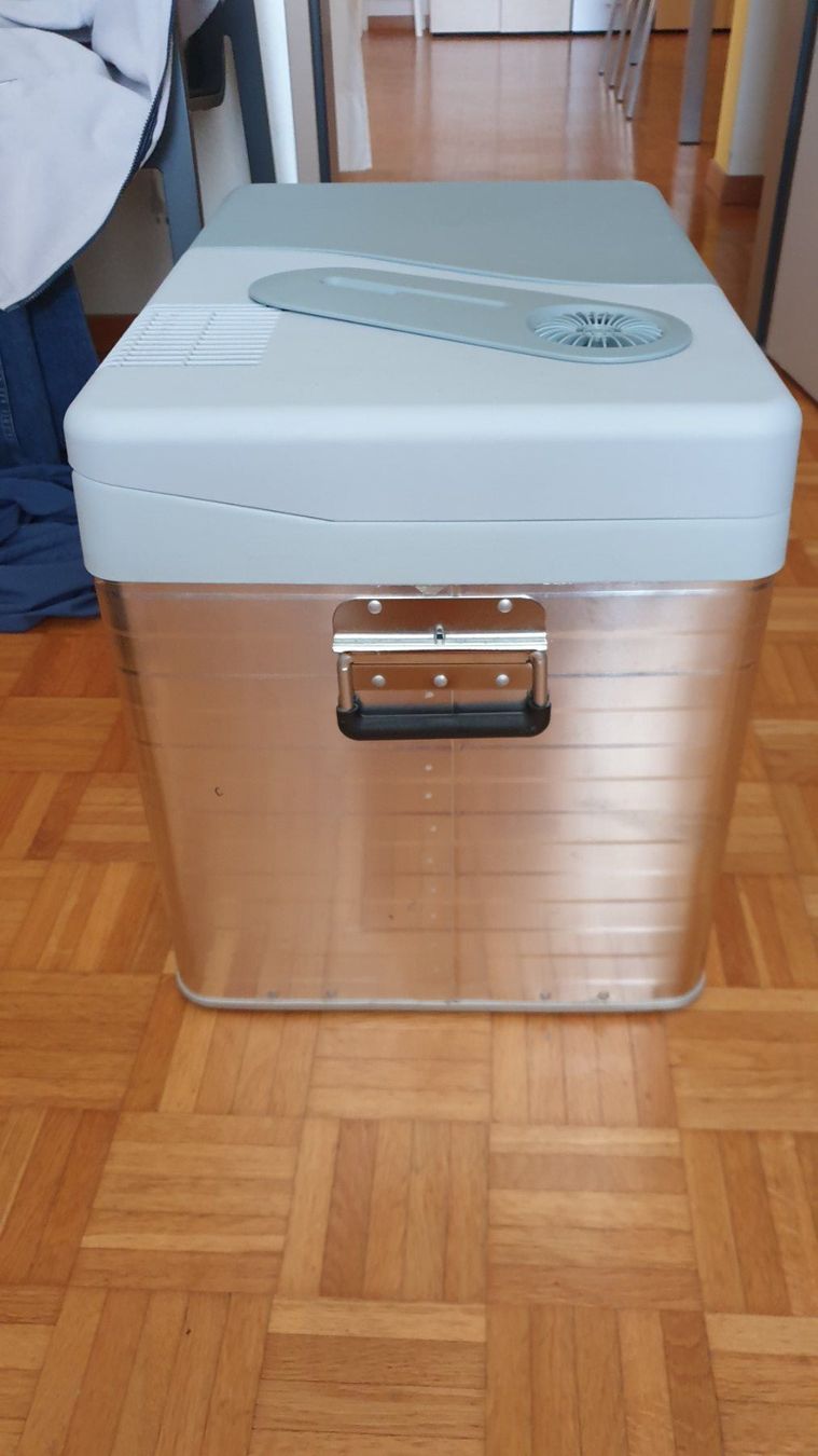 Mobicool Kühlschränke & Kühlen: Auto Kühlbox Mobicool – Gebraucht aus Luzern von RJN01 1