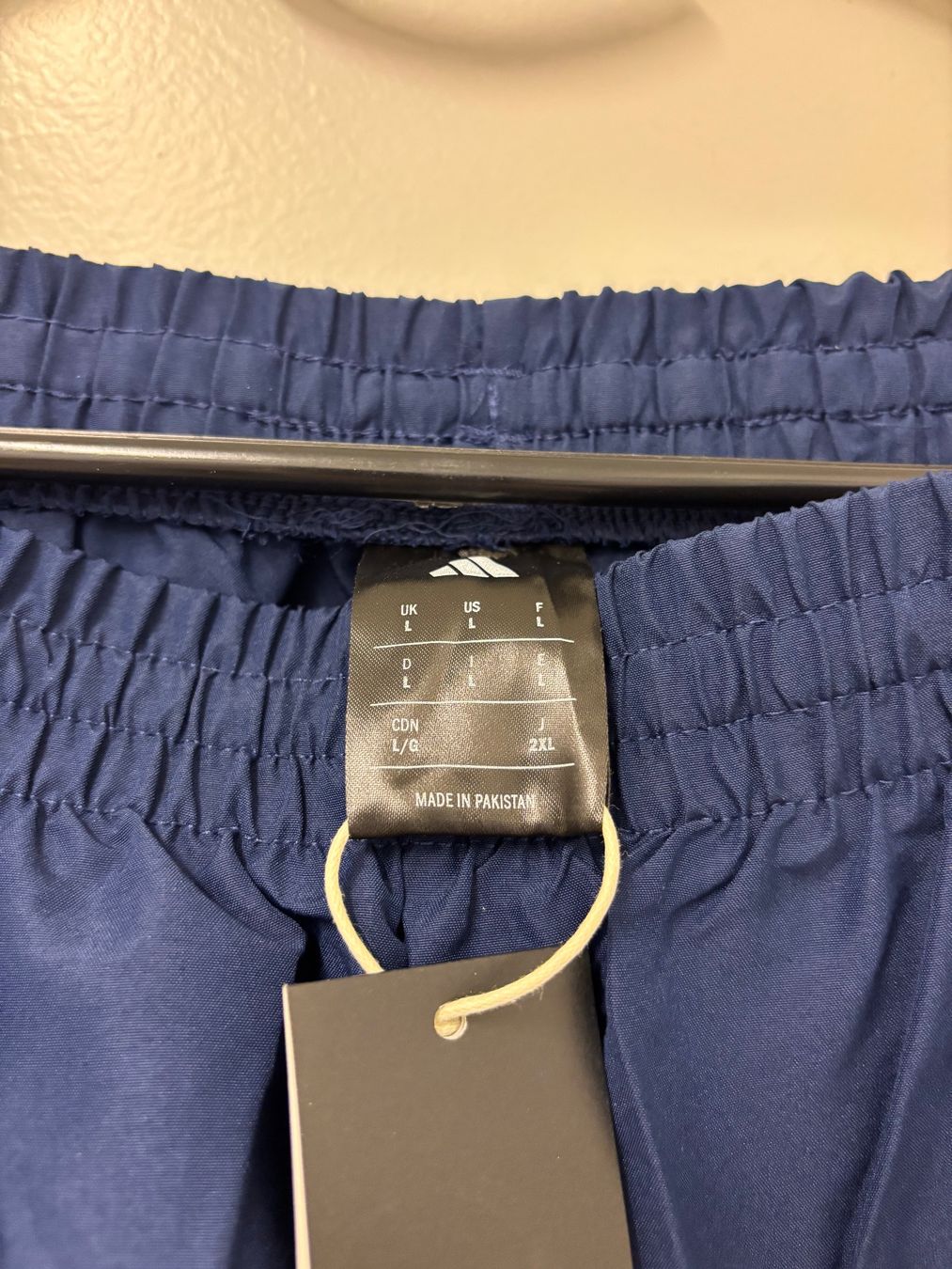 Adidas Pantaloni: Adidas Trainingshose – Nuovo e nell'imballaggio originale da Zürich venduto da mc_mike77 4