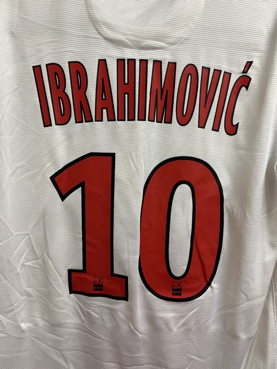 Nike Canottiere & Pantaloni: PSG Trikot Zlatan Ibrahimovic – Usato da Cully venduto da DealerPrice 2