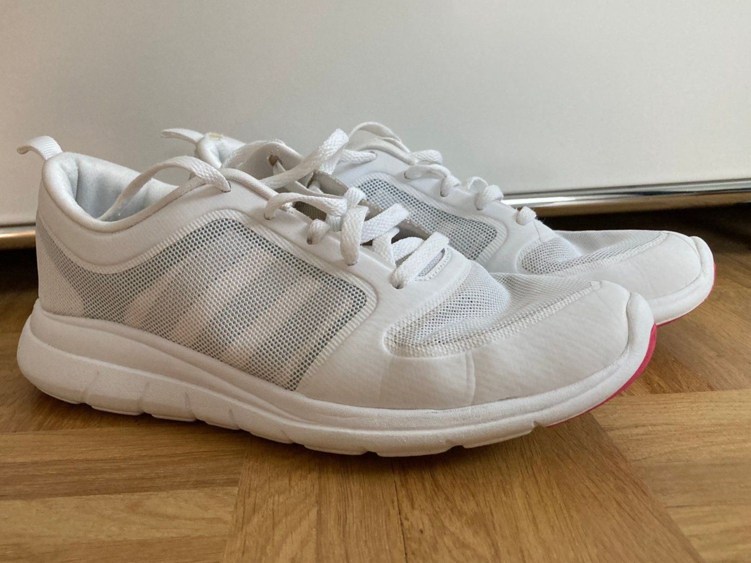 Adidas Scarpe da donna: Adidas Sneaker weiss, Gr. 36 - 36.5 – Usato da Winterthur venduto da nelead