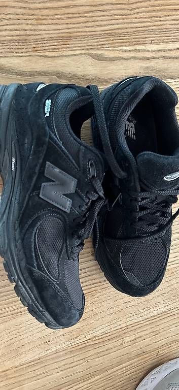 Scarpe da uomo: New Balance 2002R – Usato da Bülach venduto da Snoppy15