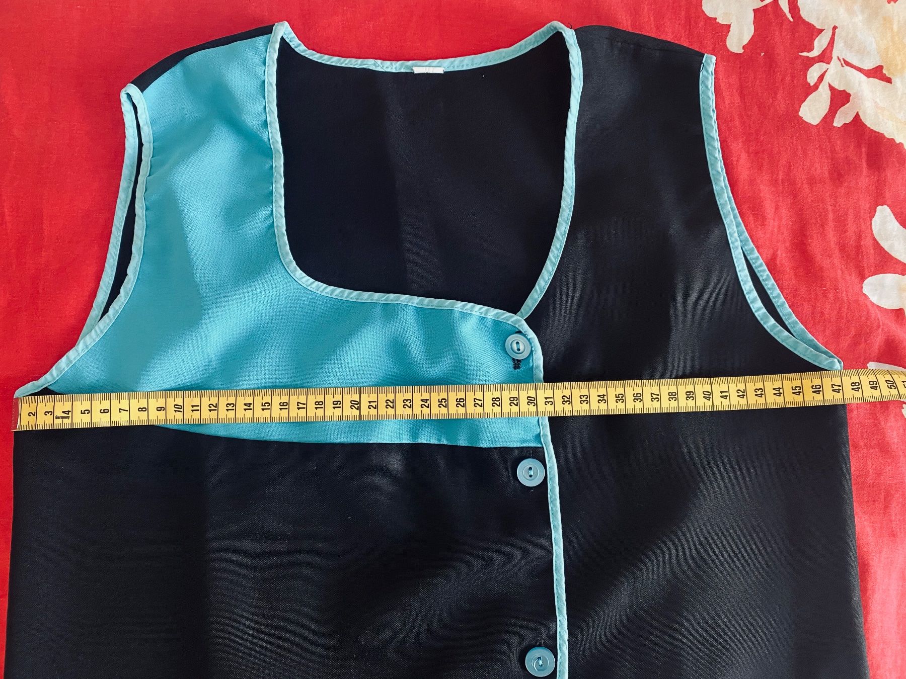 Altro per Abbigliamento & Protezione sul lavoro: Arbeitskittel/Kittelschürze Grösse M – Usato da Glattbrugg venduto da riseca 6