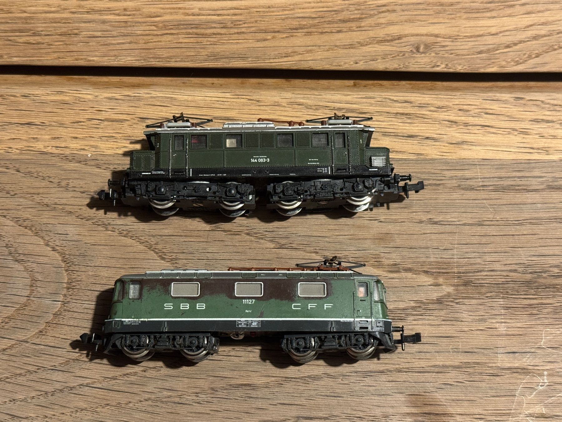 Trix Modellini di ferrovie: Minitrix + Diverse Spur N Loks und Wagen – Usato da Seon venduto da Klammer99 2