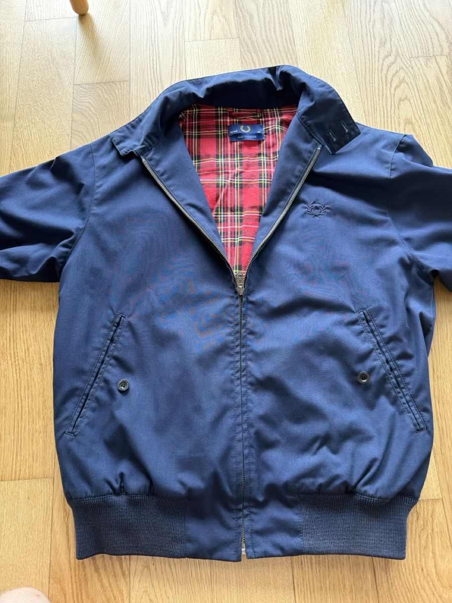 Fred Perry Jacken: Fred Perry Harrington Made in England – Gebraucht aus Viganello von raf_qxm5