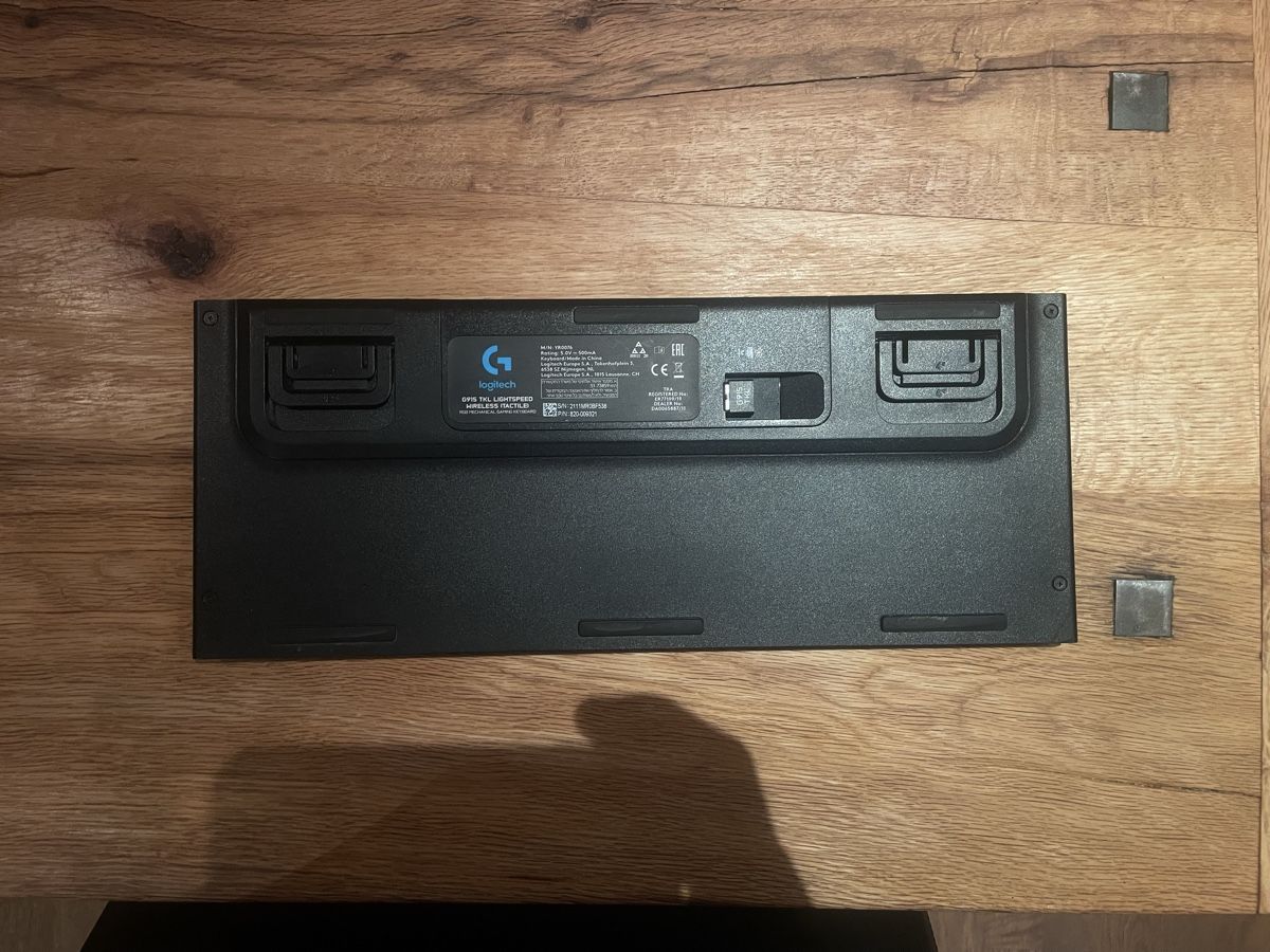Logitech Tastaturen: Logitech G915 TKl x Lightspeed Gaming Tastatur – Gebraucht aus Jona von joe_6jkc 3