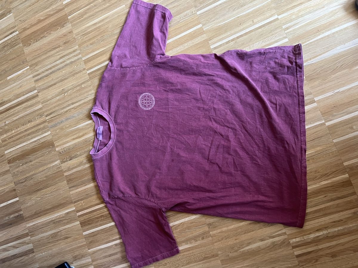 T-shirt: Tshirt – Nuovo (secondo la descrizione) da Otelfingen venduto da Onkel.D 1