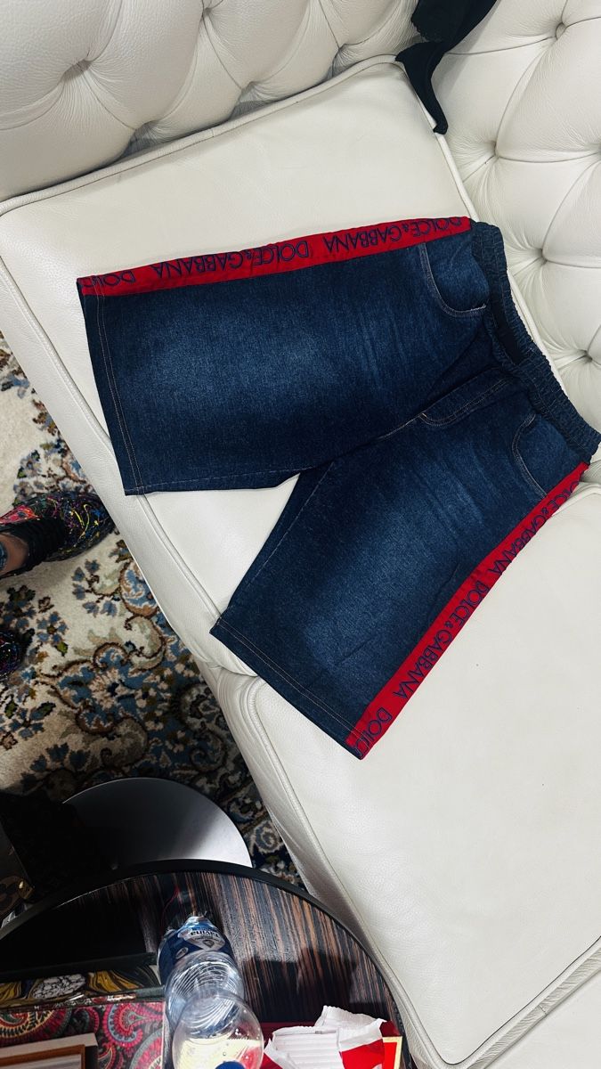 Jeans: Dolce & Gabbana kurze Hose – Usato da Lachen SZ venduto da HelvetiaLuxury 8