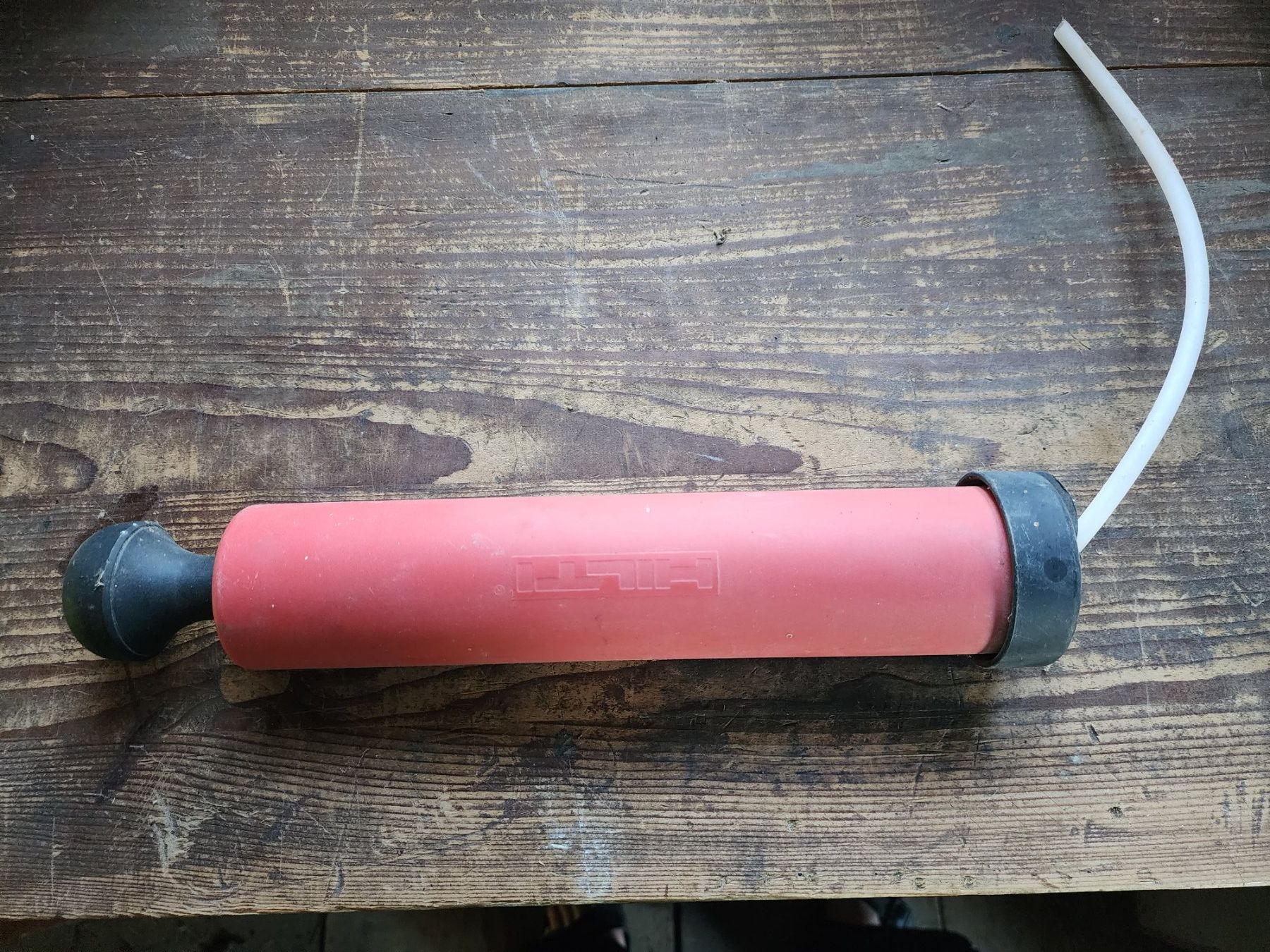 Hilti Tutti gli attrezzi: Hilti Ausblaspumpe – Usato da landiswil venduto da Confipat