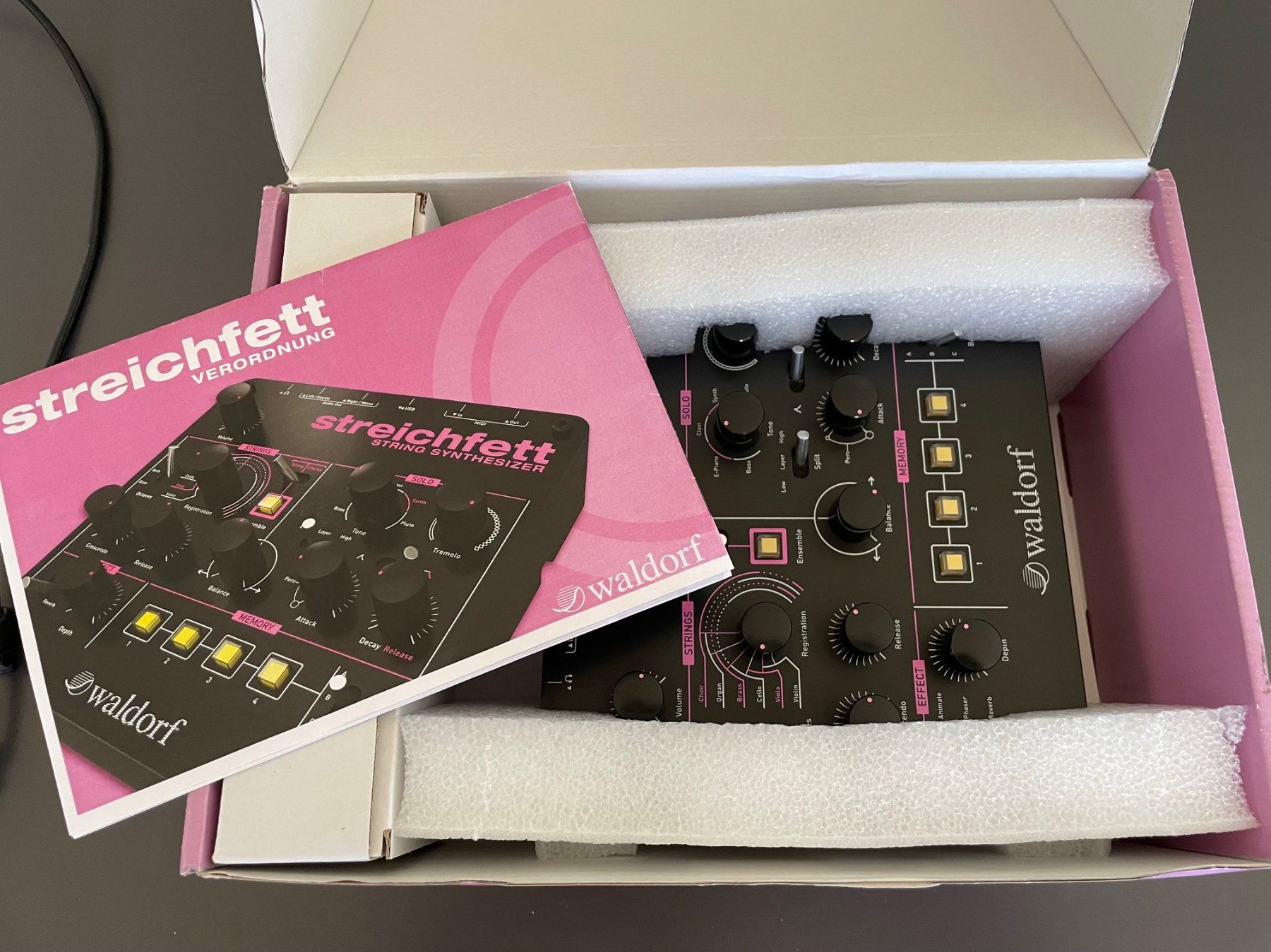 Waldorf Musikinstrumente: Waldorf Streichfett Strings Synthesizer – Gebraucht aus Bellinzona von gioas 4
