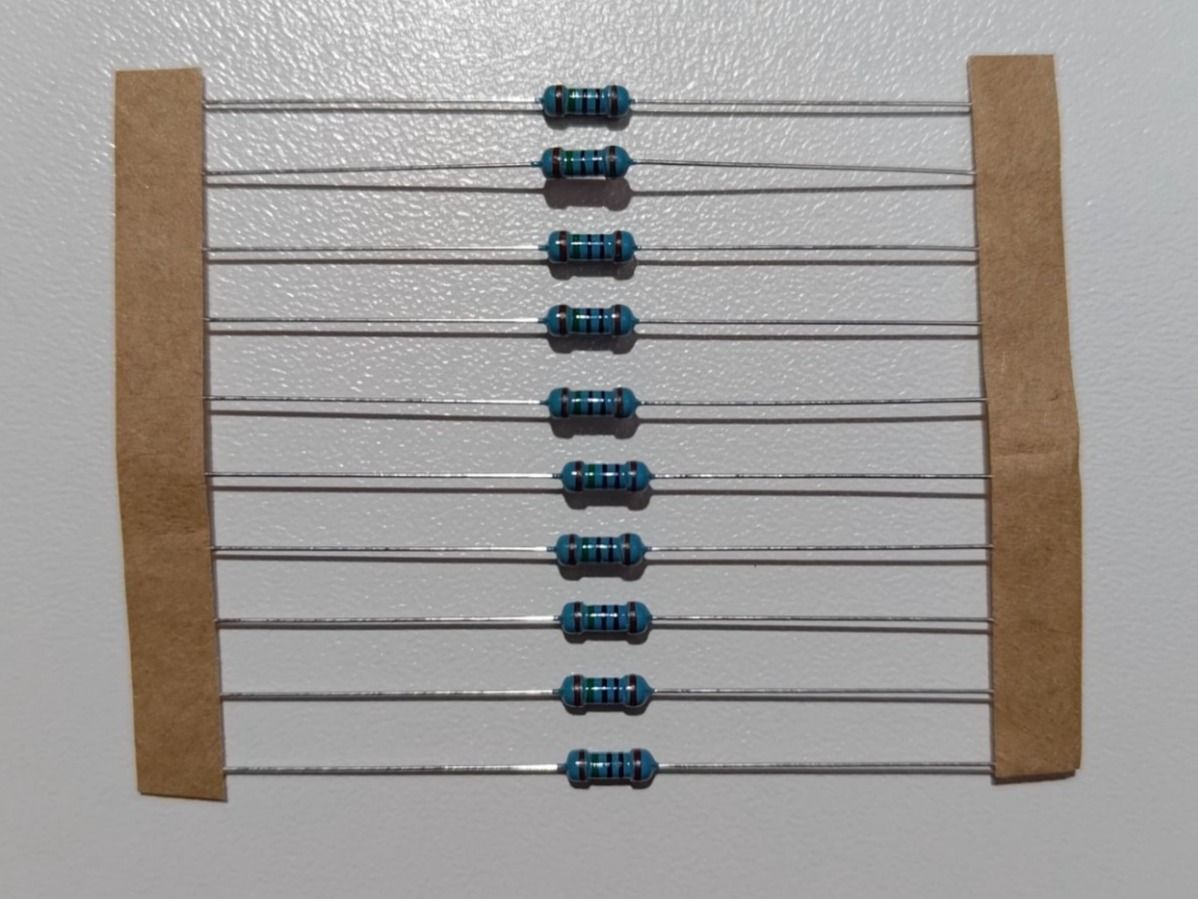 Componenti elettronici: Widerstand 150 Ohm ¼W 1% (10er Pack) – Nuovo (secondo la descrizione) da Liestal venduto da Kratzilla