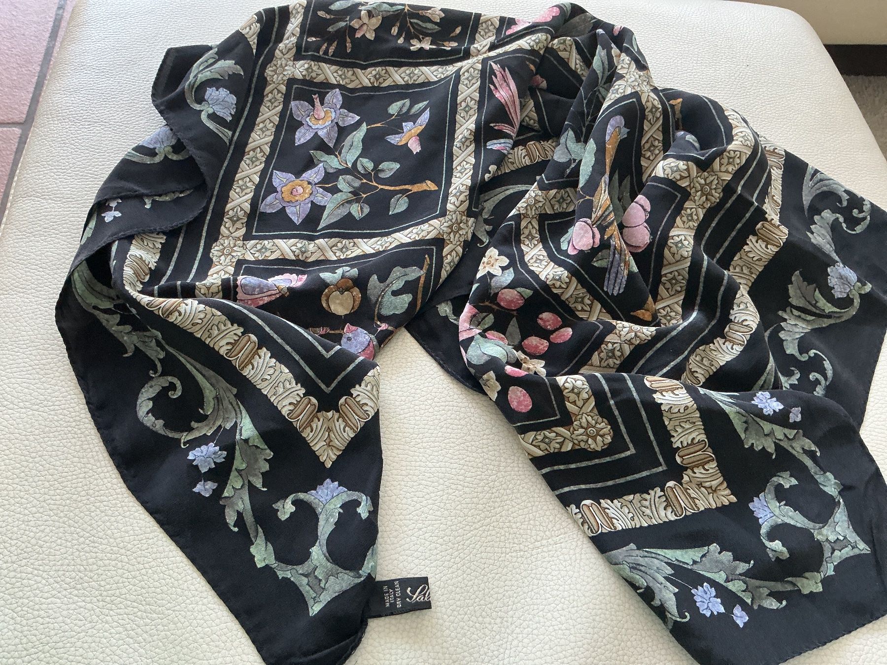Foulards, Tücher & Schals: Saldarini Seide Foulard – Gebraucht aus Wettingen von Andres54