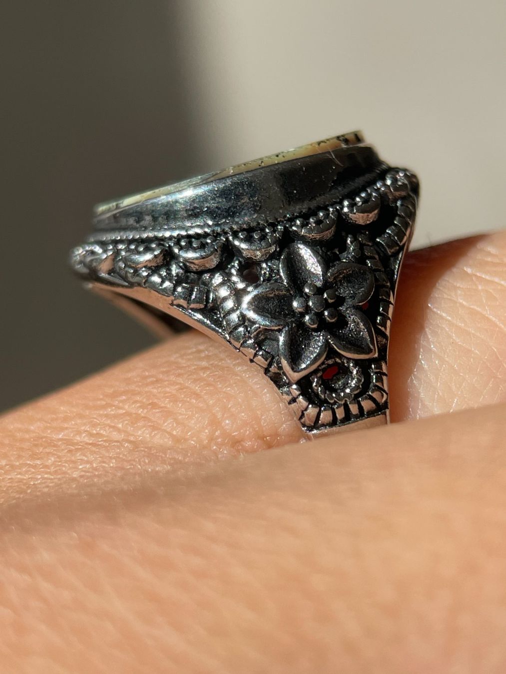 Anelli: Vintage-Ring mit Perlmutt Verstellbar – Nuovo e nell'imballaggio originale da Schiers venduto da sisikristall 2