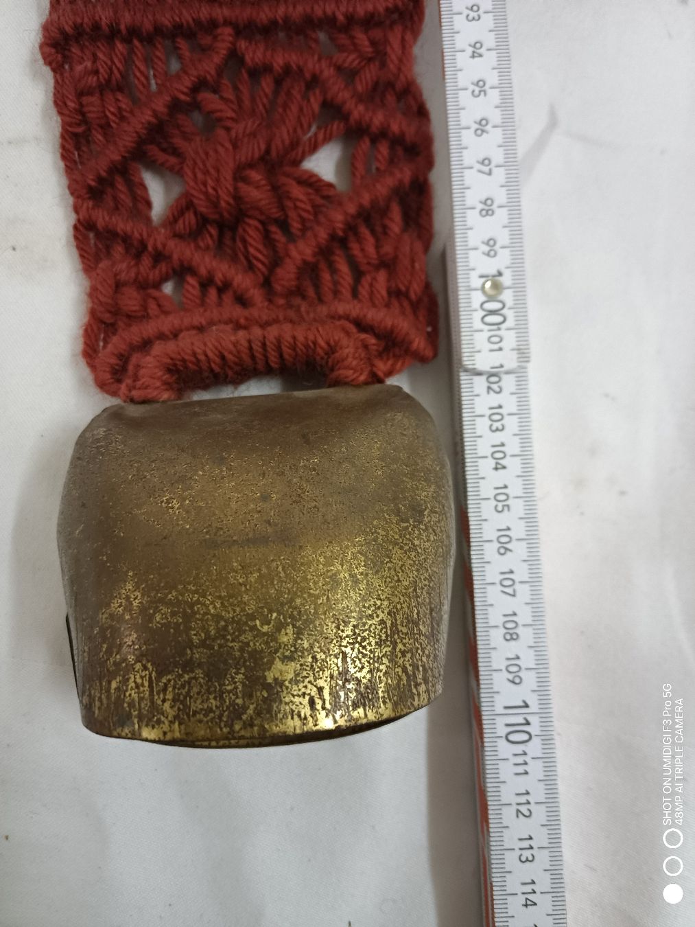 Campanacci mucche: Handgeknüpfter Glockenzug mit Messingglocke dunkelrot – Usato da Aarwangen venduto da to-hirschi 2