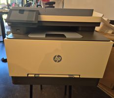 HP Color LaserJet Pro MFP 3302fdw + Schwarztoner