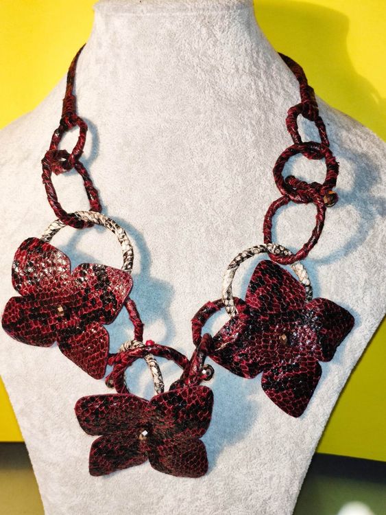 PU-Leder Blumen-Choker Für Damen – Eleganter Rosengürtel Im Vintage-Stil, Verstellbar Mit Verlängerungskette, Perfekt Für Hochzeiten & Partys