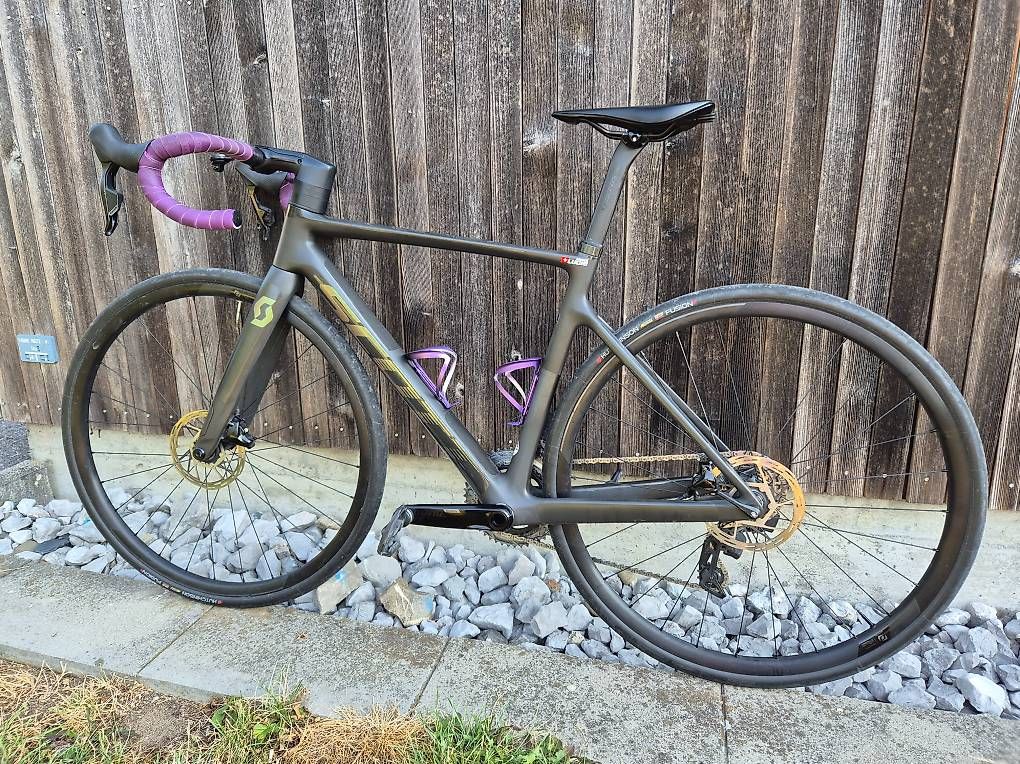 Scott Velos: SCOTT Addict RC30 taille S – Gebraucht aus Charmey (Gruyère) von Vincent