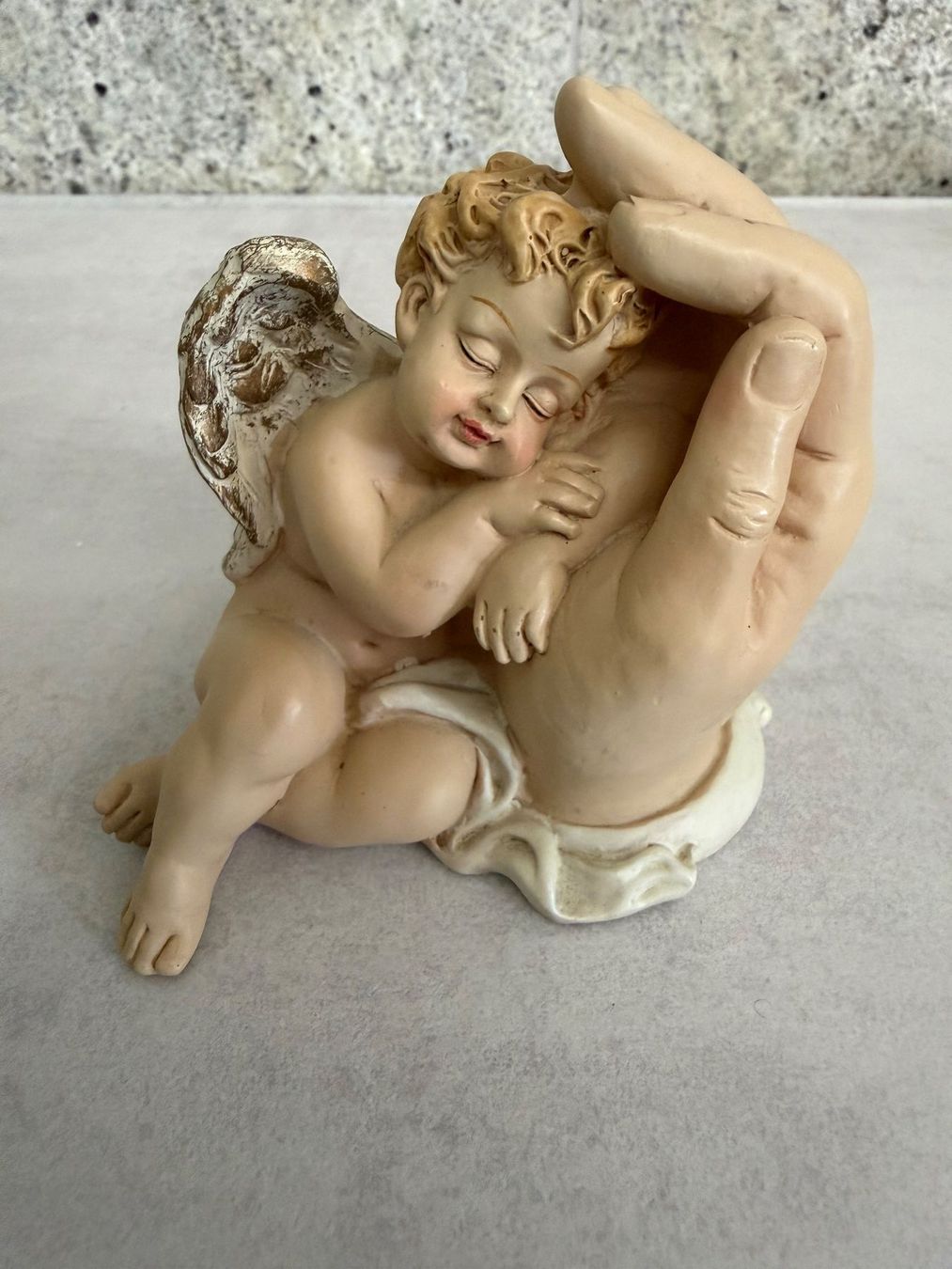 Figuren: Dekorativer Engel in Hand – Gebraucht aus Geroldswil von Jeremy11 1