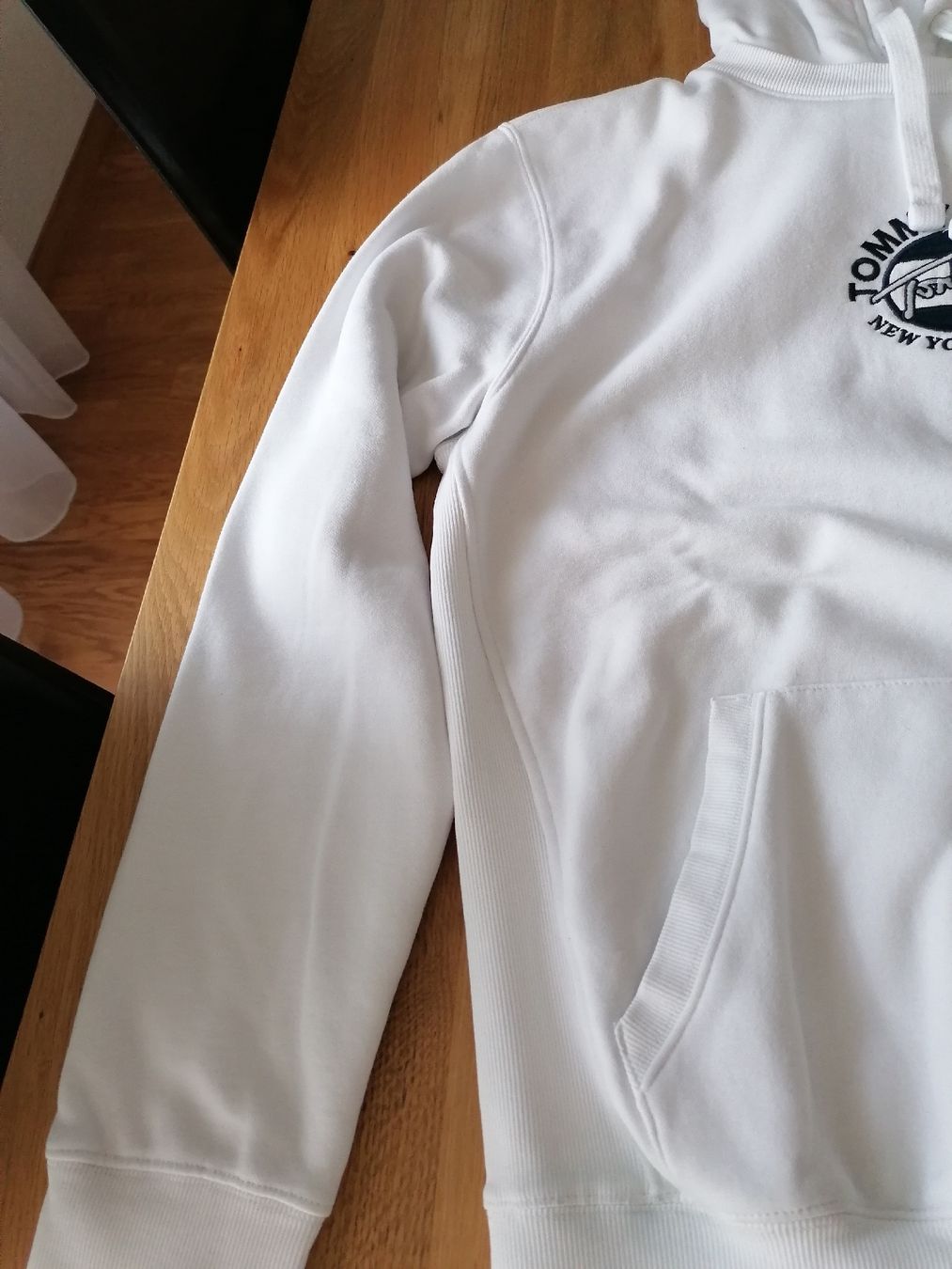 Tommy Hilfiger Pullover & Sweatshirts: Pullover Tomy Hilfiger – Gebraucht aus Adliswil von Romanista1927 3