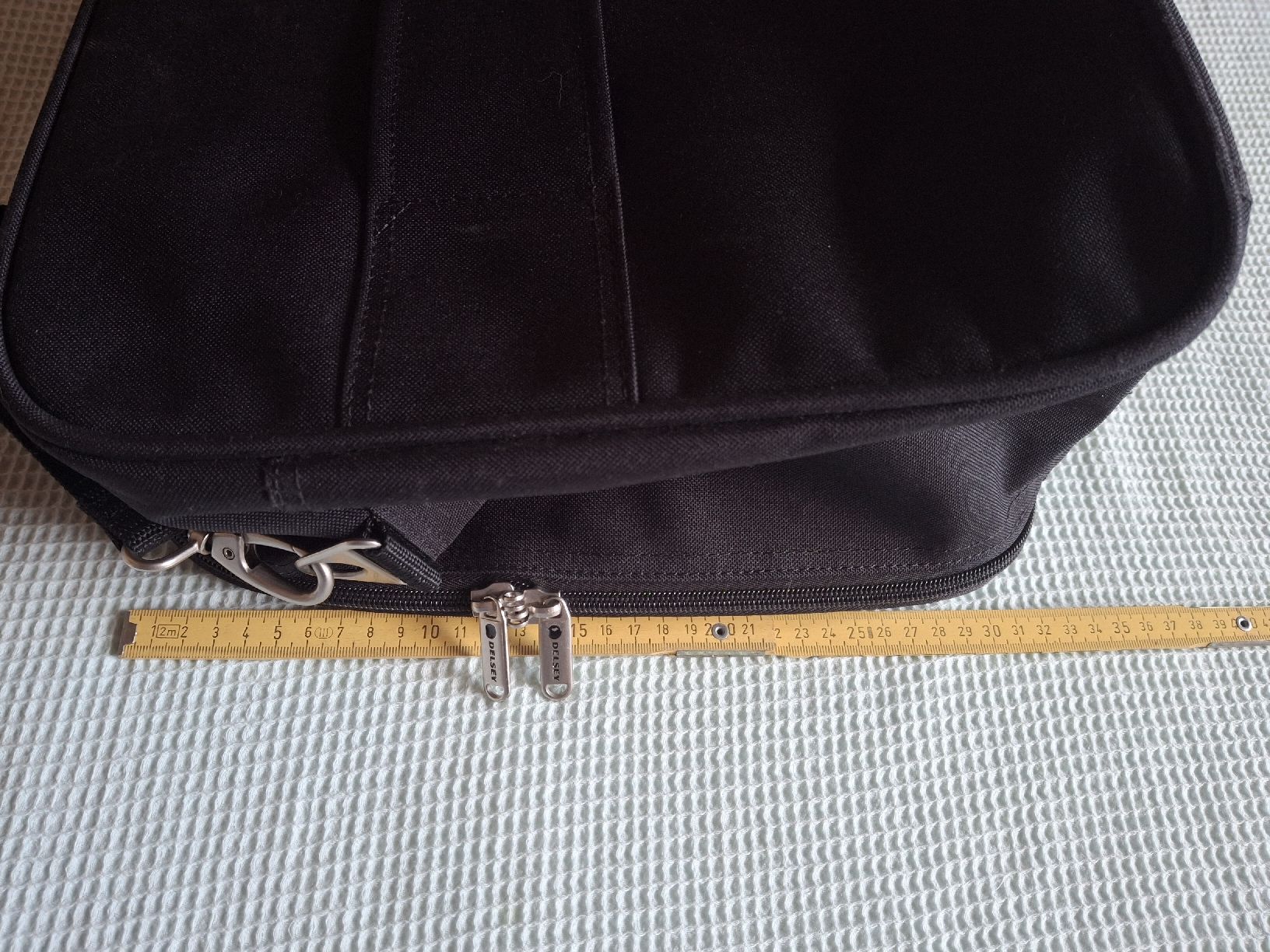 Delsey Borse: Sacoche ordinateur DELSEY noir – Usato da Villiers venduto da san_jn5w 8