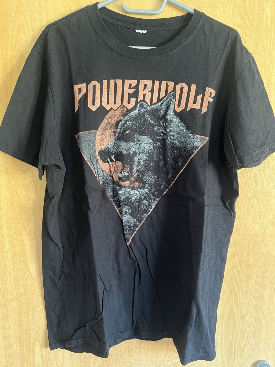 T-shirt: Powerwolf Shirt Gr L – Usato da Mümliswil venduto da Calciopat