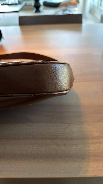 Gucci Sacs femmes: Wunderschöne Gucci-Tasche – D'occasion à Ennetbürgen par Jvek 2
