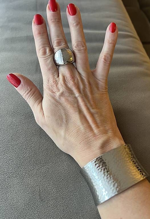 Calvin Klein Altri gioielli: Calvin Klein bracelet et bague – Usato da Martigny venduto da sos_k9qh 1