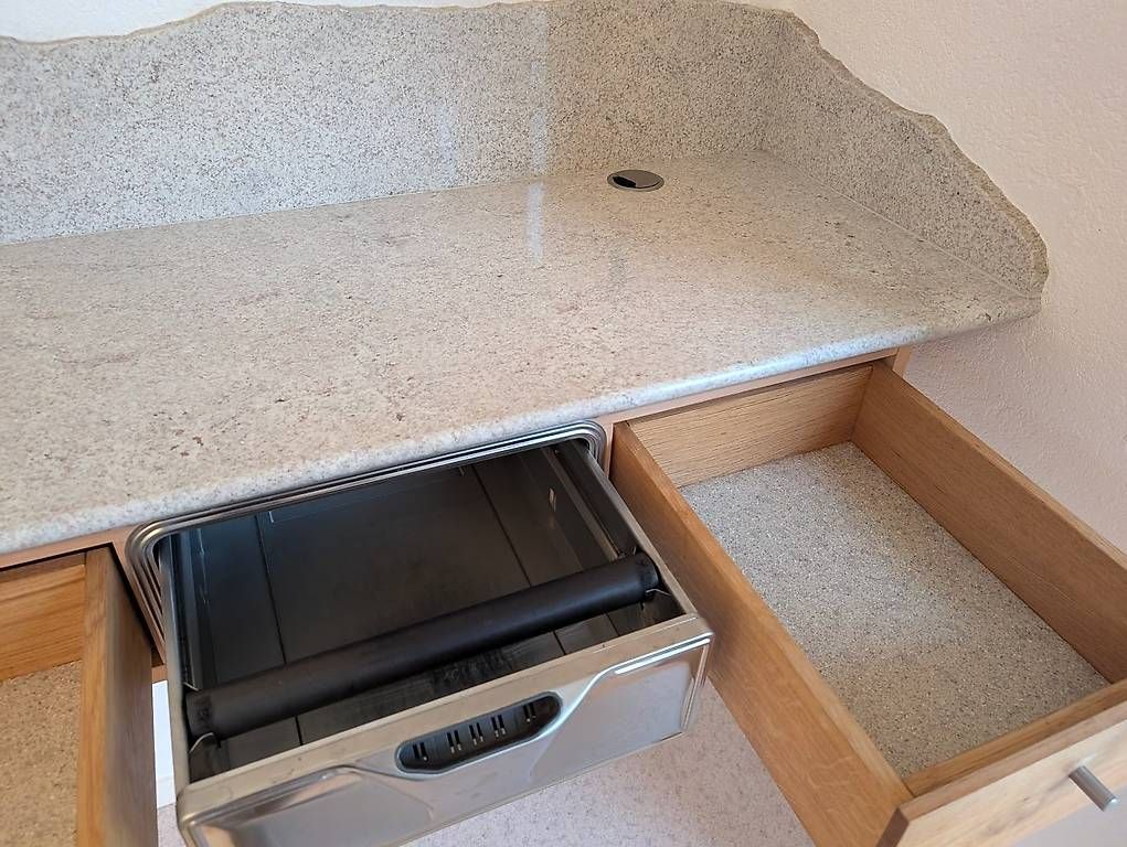 Cassettiere: Für Caffemaschine wandkomode comode wandschrank – Usato da Bettingen venduto da EricFoster 2