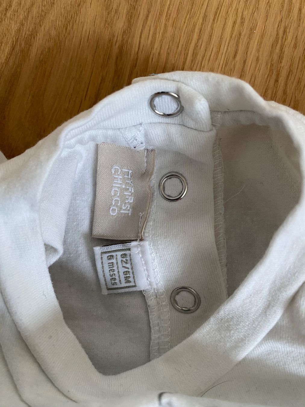 Chicco Hemden, Tops & T-Shirts: Chicco T-Shirt/Body 62 sooo herzig – Gebraucht aus Einsiedeln von PaedeK84 2