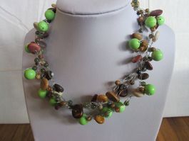 Wundervolle Mehrstrang Edelsteinkette mit Perlen und verschi