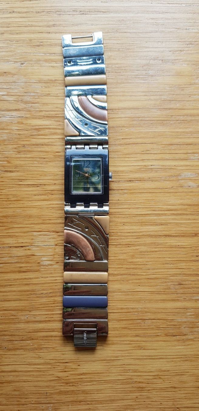 Swatch Uhren: Swatch – Gebraucht aus Morens FR von Kiscica
