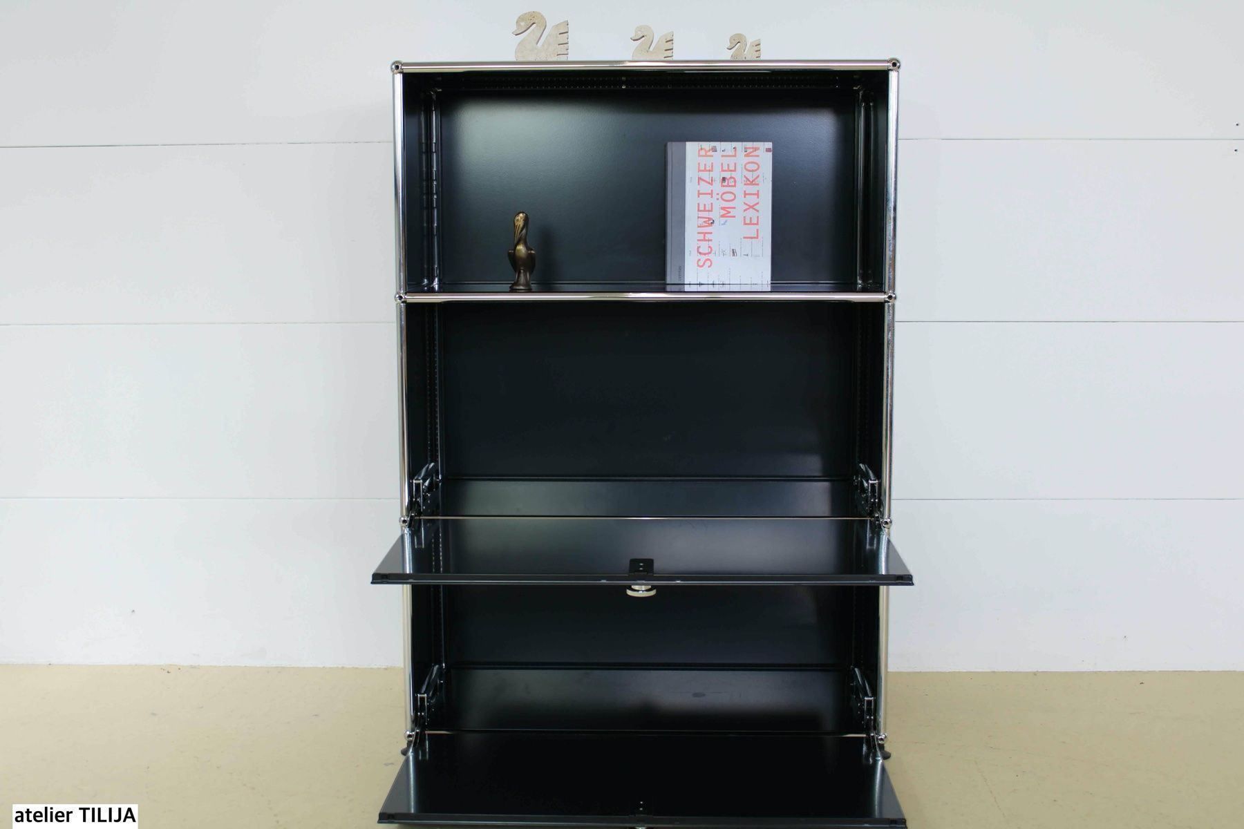 USM Cassettiere: USM Sideboard, Lieferung & Umbau möglich – Usato da Meinisberg venduto da atelier_TILIJA 4