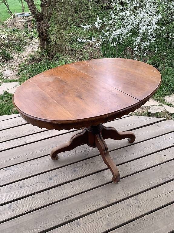 Tables: Ovaler Holztisch Antik – D'occasion à Niederweningen par inf_wb6v