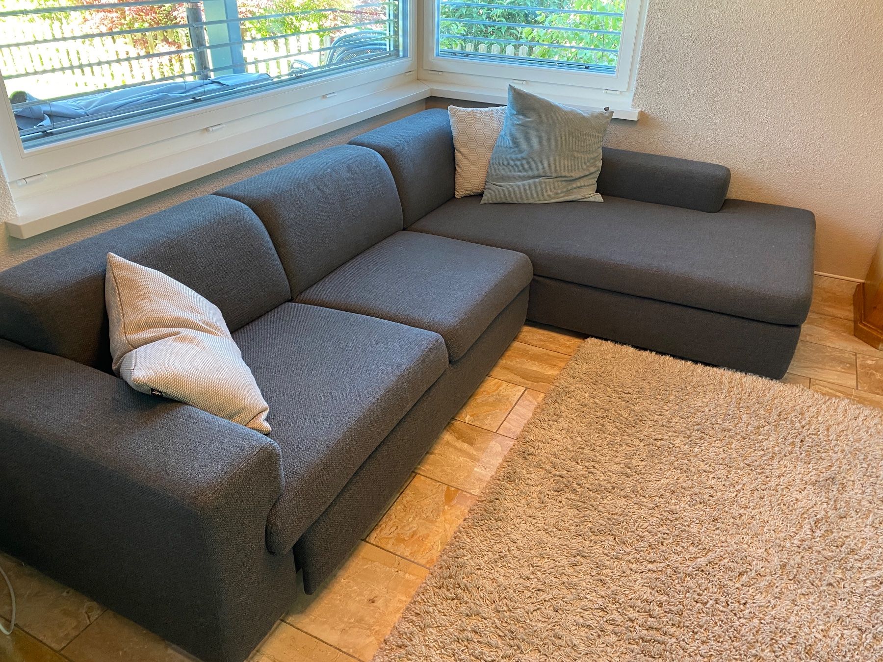 Divani: Gepflegtes, gebrauchtes Ecksofa – Usato da Elgg venduto da GetandDrive8353 1