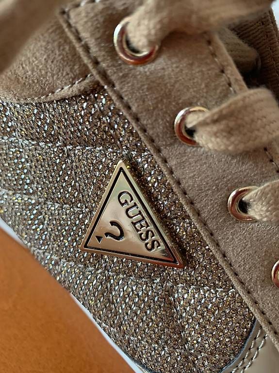 Damenschuhe: Baskets Guess misura 37,5 – Gebraucht aus Pambio-Noranco von Derimey 1