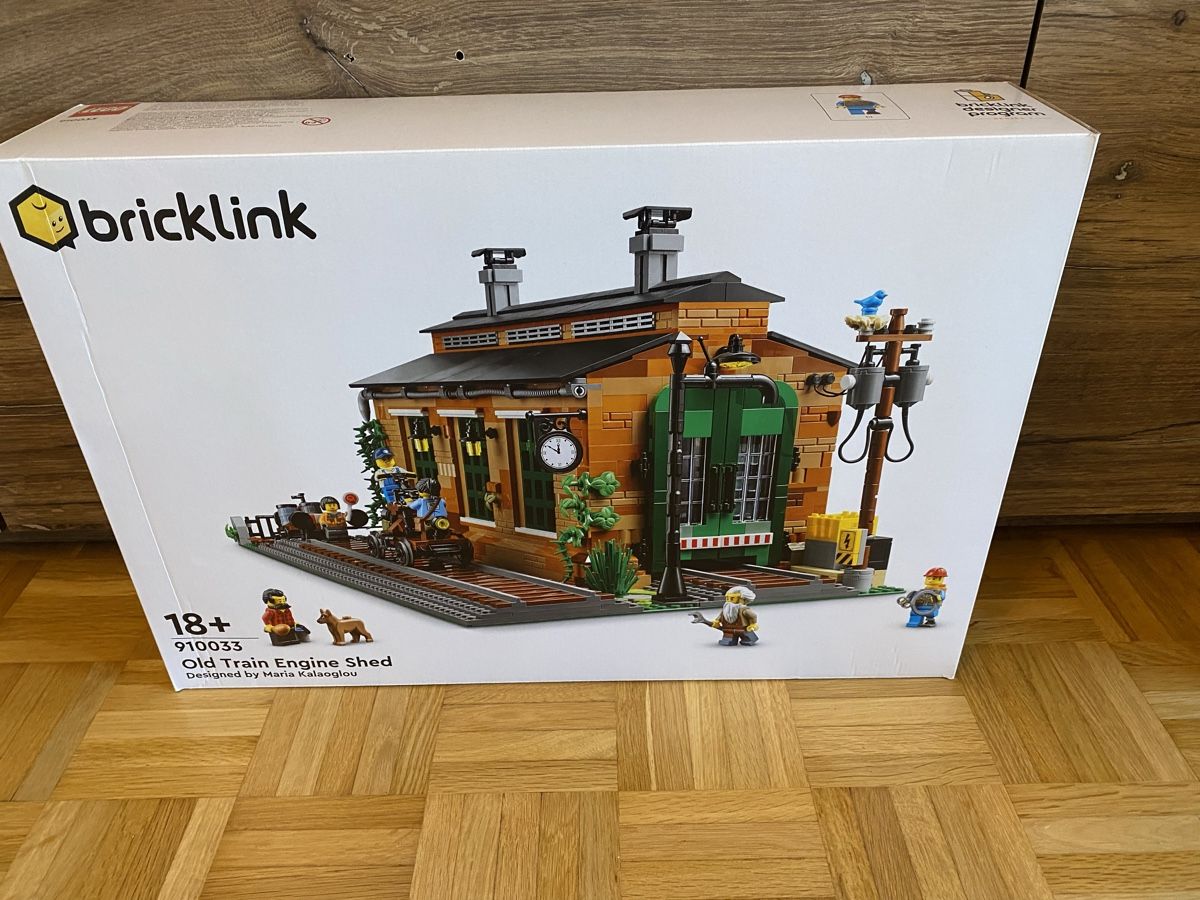 Lego Giocattoli: Lego Bricklink 910033 Old Train Engine Shed – Nuovo e nell'imballaggio originale da Fehraltorf venduto da bosch007