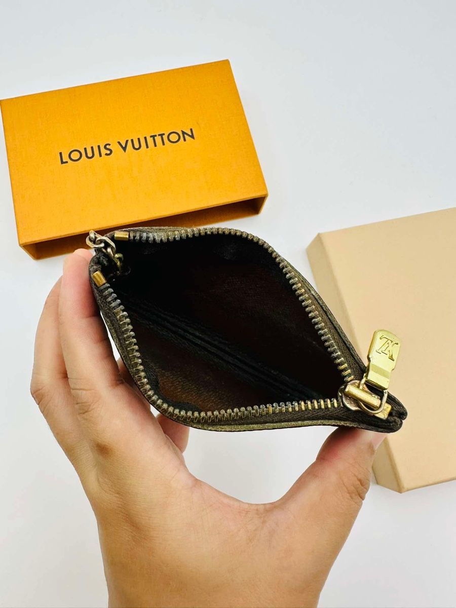 Louis Vuitton Portefeuilles: Ab1 fr, Louis Vuitton Key pouch – D'occasion à Widnau par Pukpan_99 2