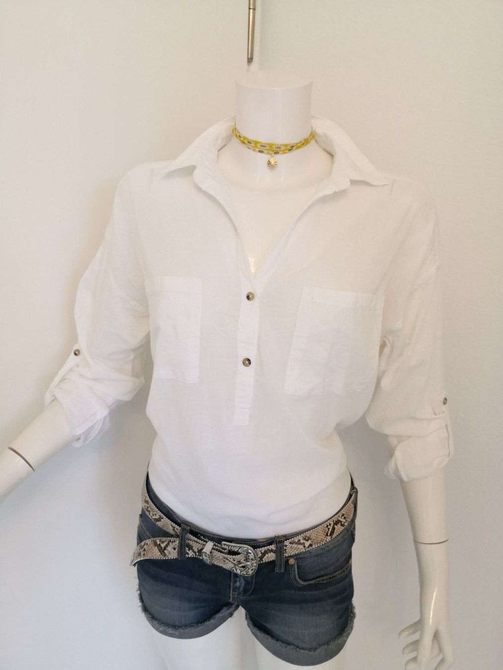Mango Blusen: 🤩MANGO BAUMWOLL-BLUSE WEISS & D&G P. – Gebraucht aus Olten von Naja-Twins-Twins 1