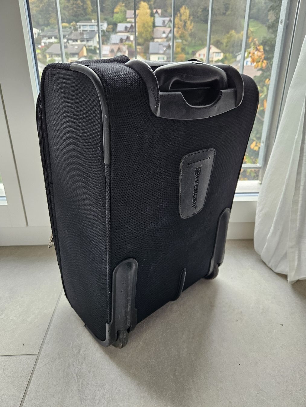 Altro in Aeronautica: Wengler Trolley, Handgepäck, BoardcaseSchwarz – Usato da Brugg AG venduto da Kitycity 1