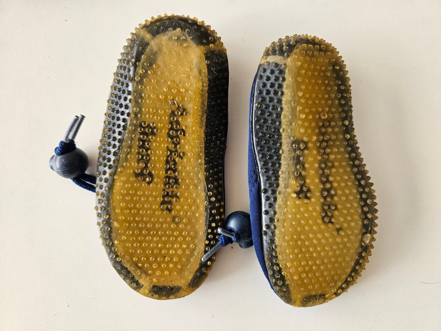 Scarpe per ragazzi: Badeschuhe ca. Gr. 23 / 24 / ca. 15 cm – Usato da Unterengstringen venduto da saraman 1
