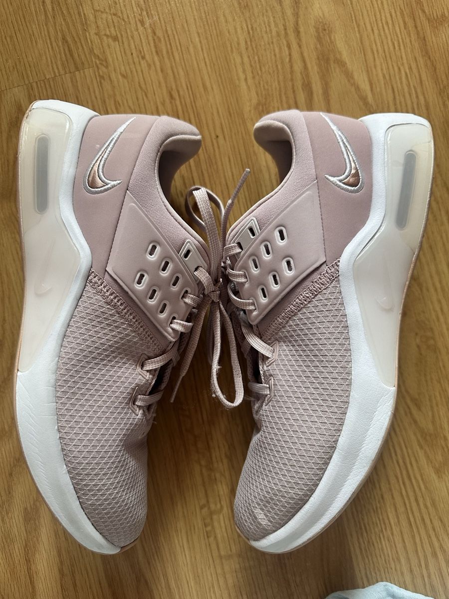 Nike Scarpe da donna: Nike Airmax Gr. 40 rosa Sneaker – Usato da Münsingen venduto da Secondhand89 2