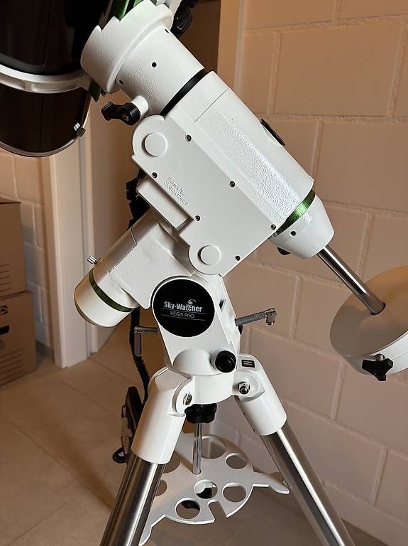 Sky-Watcher Telescopi: Skywatcher 150PDS with HEQ5 Pro - brand new – Usato da Zürich venduto da whiter3bbit 4