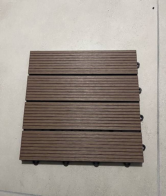 Rivestimenti per pavimenti: Piastrelle modulari per terrazza/balcone – Usato da Cresciano venduto da dpe_7268