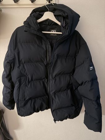 Zara Steppjacke schwarz Grösse 164 neuwertiger Zustand