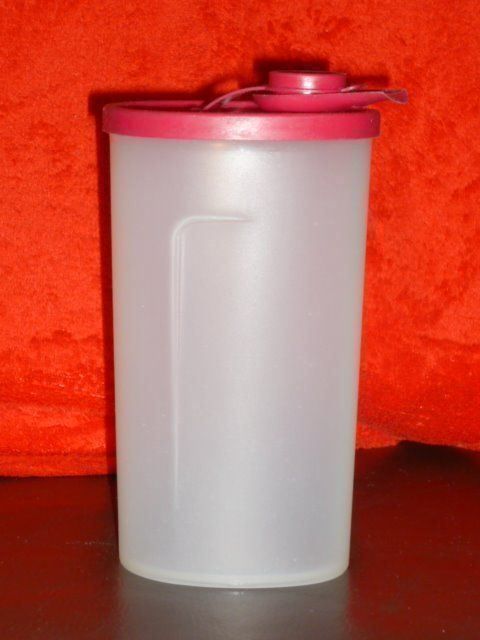 Tupperware Contenitori & Simili: TUPPERWARE  FÜR ÖL, ESSIG ... – Usato da St.Gallen venduto da Anso