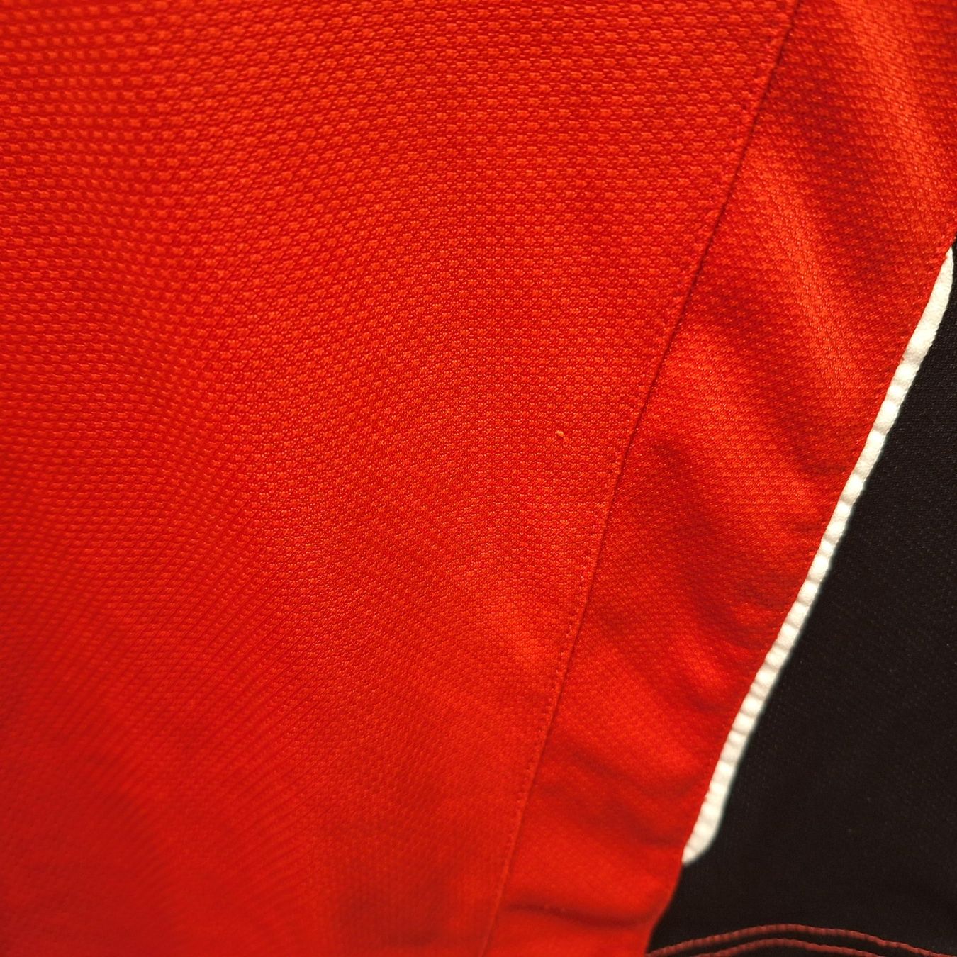 Canottiere & Pantaloni: Gpard Fc Winterthur S rotes Polo – Usato da Bellinzona venduto da LA-ropa-de-Juan 5