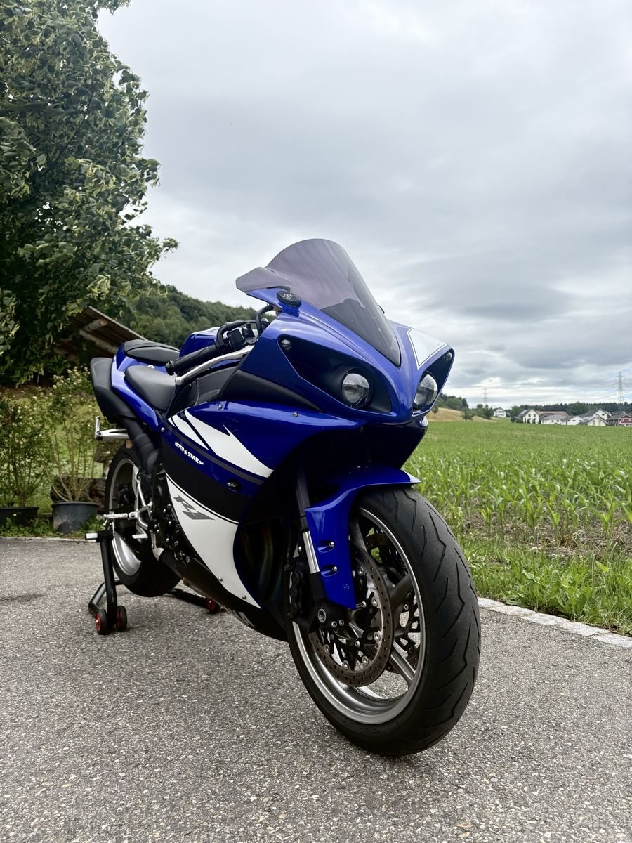 Yamaha Strada: Yamaha R1 – Usato da Kerzers venduto da rocco65 3